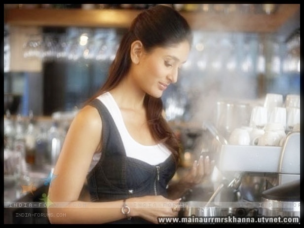  - x-Kareena Kapoor-x