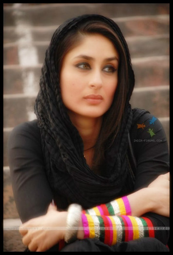  - x-Kareena Kapoor-x