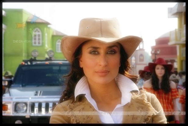  - x-Kareena Kapoor-x