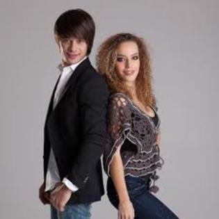 c - Cuplul Monica si Dima