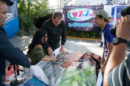 normal_017~2 - 2012 03 20 - Inna at Signing Session in Plaza Cuicuilco