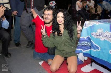 normal_023~2 - 2012 03 20 - Inna at Signing Session in Plaza Cuicuilco