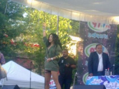 normal_029~1 - 2012 03 20 - Inna at Signing Session in Plaza Cuicuilco