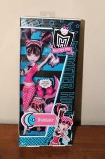 mh dt draculaura doll in cutie - monster high dead tired