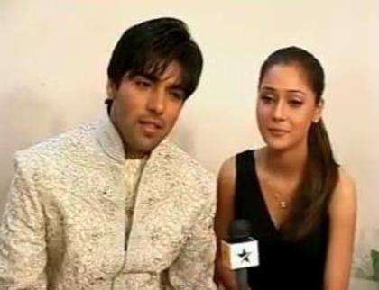 542129_318923168189533_1902265528_n - sara khan10