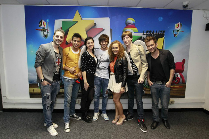 578076_385164151535991_217875138264894_1190633_213600373_n - 000 Pariu Cu Viata - LaLa Band 00