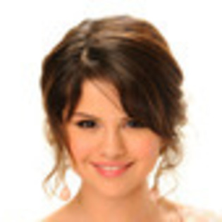 selena-gomez-343133l-thumbnail_gallery