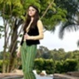 selena-gomez-533494l-thumbnail_gallery - selena gomez
