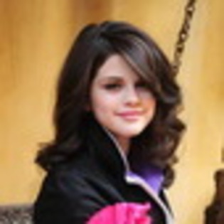 selena-gomez-544675l-thumbnail_gallery - selena gomez