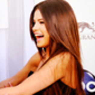 selena-gomez-766844l-thumbnail_gallery - selena gomez