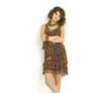 selena-gomez-913446l-thumbnail_gallery - selena gomez 2012