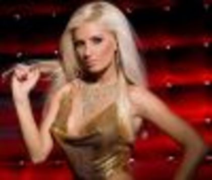thumb_Andreea-Banica-200