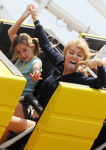 celebs-on-roller-coasters-miley-cyrus - Miley Funny