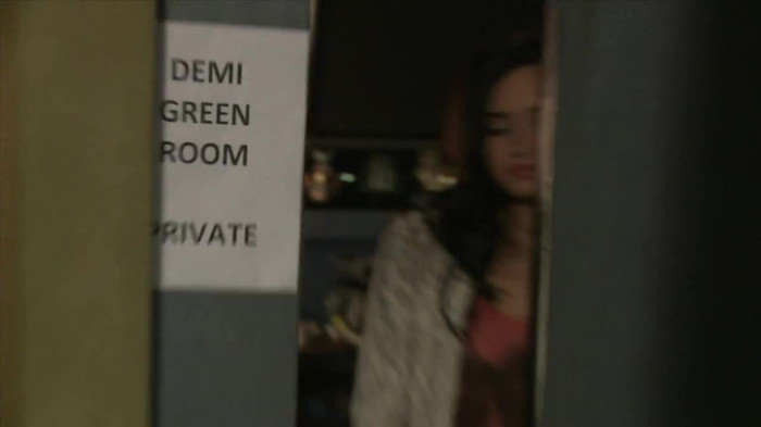 Demi Lovato - Disney Sing It - Behind the Scenes 01544 - Demilush - Disney Sing It - Behind the Scenes Part oo4