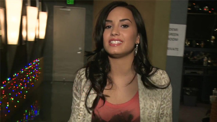 Demi Lovato - Disney Sing It - Behind the Scenes 02528
