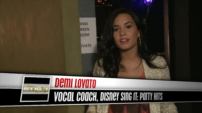 Demi Lovato - Disney Sing It - Behind the Scenes 02153