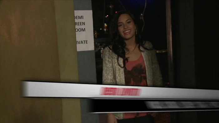 Demi Lovato - Disney Sing It - Behind the Scenes 01825