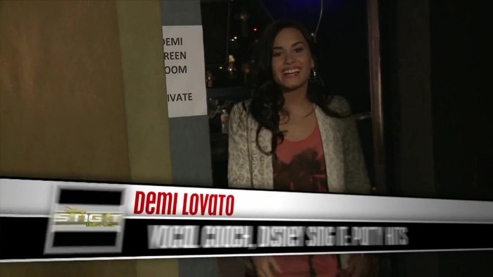 Demi Lovato - Disney Sing It - Behind the Scenes 01875