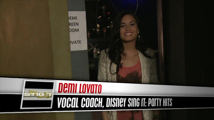 Demi Lovato - Disney Sing It - Behind the Scenes 01923