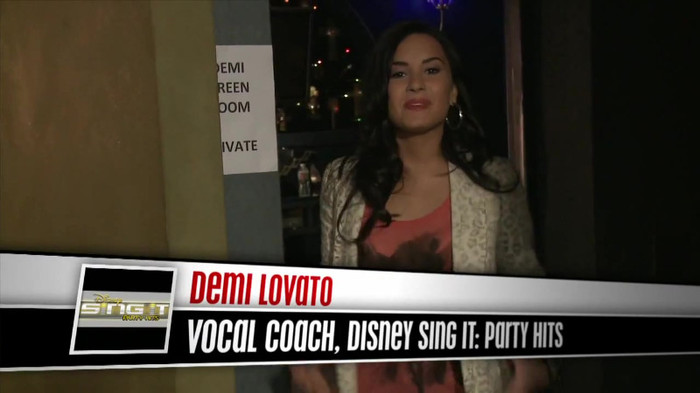 Demi Lovato - Disney Sing It - Behind the Scenes 01982