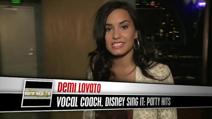 Demi Lovato - Disney Sing It - Behind the Scenes 02402
