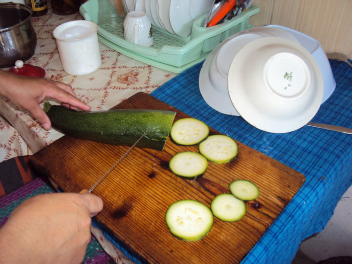primul zuchini...