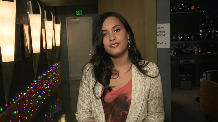 Demi Lovato - Disney Sing It - Behind the Scenes 03069 - Demilush - Disney Sing It - Behind the Scenes Part oo7