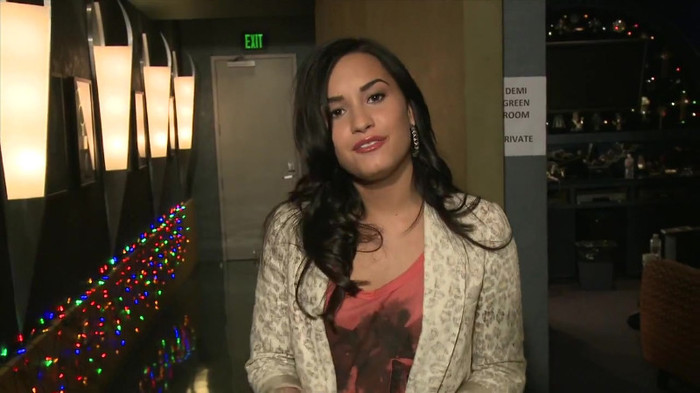 Demi Lovato - Disney Sing It - Behind the Scenes 03088 - Demilush - Disney Sing It - Behind the Scenes Part oo7
