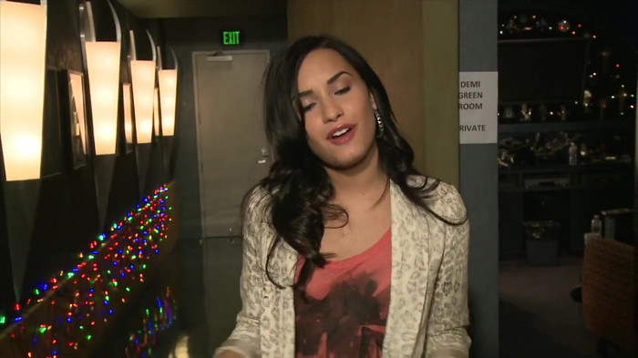 Demi Lovato - Disney Sing It - Behind the Scenes 03113 - Demilush - Disney Sing It - Behind the Scenes Part oo7