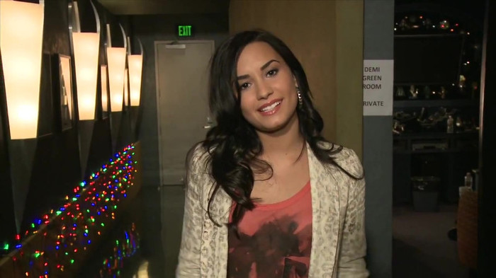 Demi Lovato - Disney Sing It - Behind the Scenes 03270