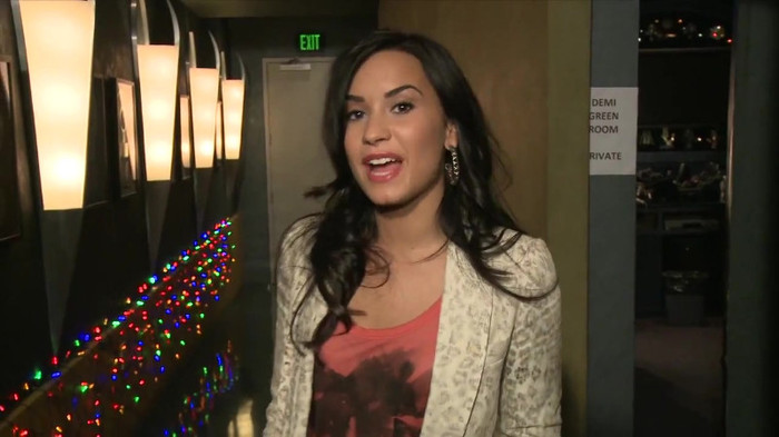 Demi Lovato - Disney Sing It - Behind the Scenes 03487 - Demilush - Disney Sing It - Behind the Scenes Part oo7