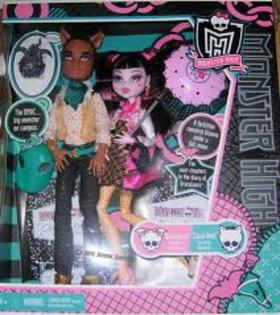 mh so draculaura si clawd dolls in cutie - monster high Schools Out