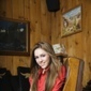 miley-cyrus-984886l-thumbnail_gallery