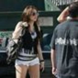 miley-cyrus-965894l-thumbnail_gallery