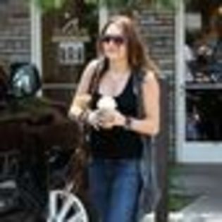 miley-cyrus-739699l-thumbnail_gallery - Hannah Montanna