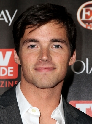 ღEzraღ - l - O Ian Harding