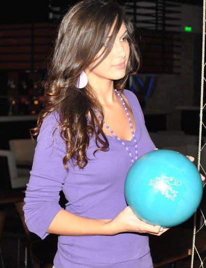 558409310 - 00 Alina Eremia 00