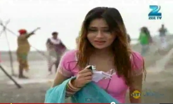 13 - sara khan10