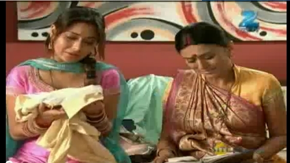 16 - sara khan10