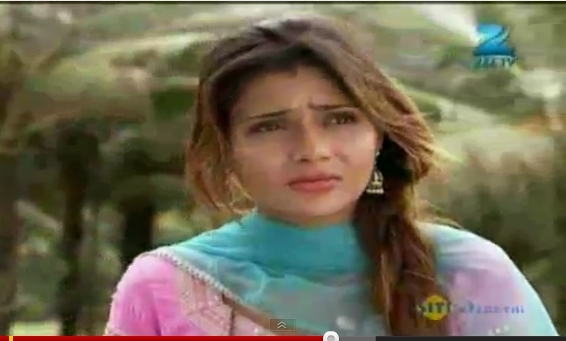 19 - sara khan10
