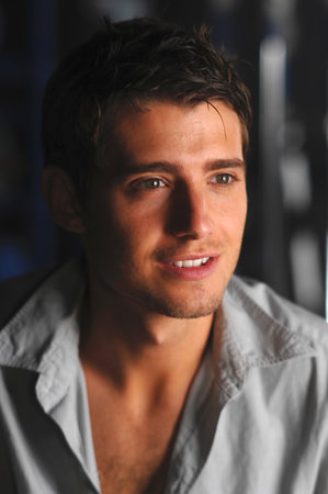 ღWrenღ - l - O Julian Morris