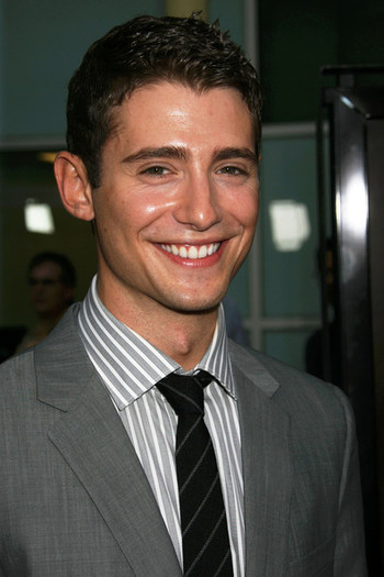 ღWrenღ - l - O Julian Morris