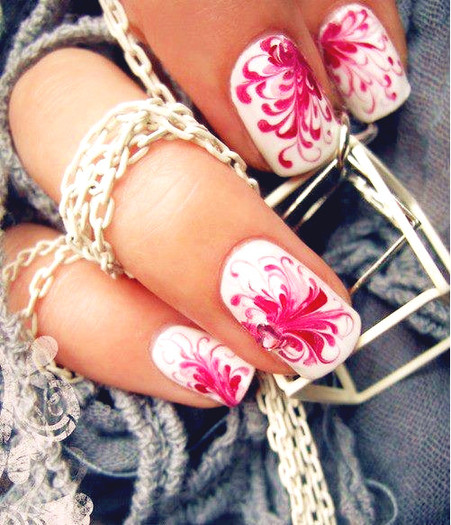 beautiful flower nails-f37951 - Unghii pictate-false si adevarate