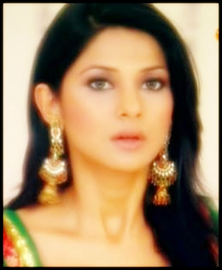  - x-Jennifer Winget 2-x