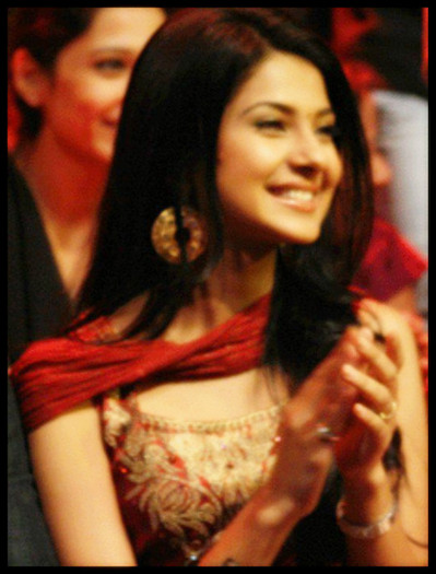  - x-Jennifer Winget 2-x