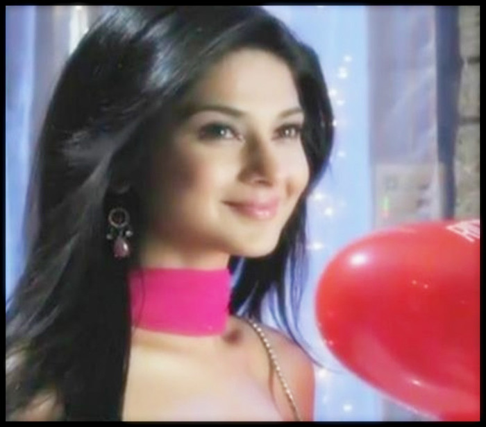  - x-Jennifer Winget 2-x