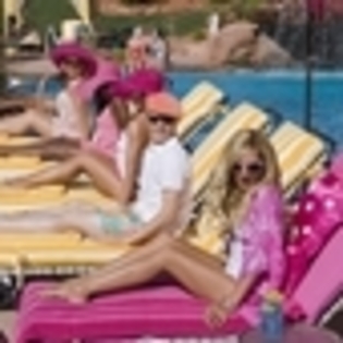 high-school-musical-2-222933l-thumbnail_gallery - Ashley Tisdale