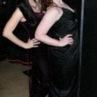 Debby_Ryan_1265524553_4
