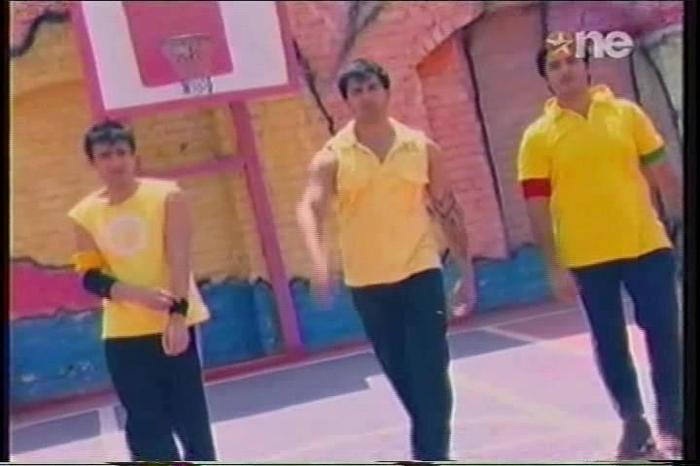 karan: baieti sa le facem de rusine