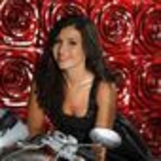 alina-eremia-117215l-thumbnail_gallery